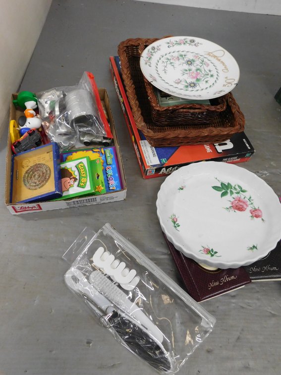 Games, Dishes, Mini Photo Albums, Wave Clips etc.