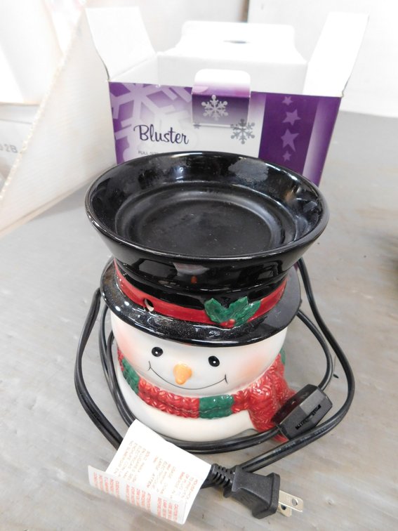 Scentsy Bluster Full Size Warmer
