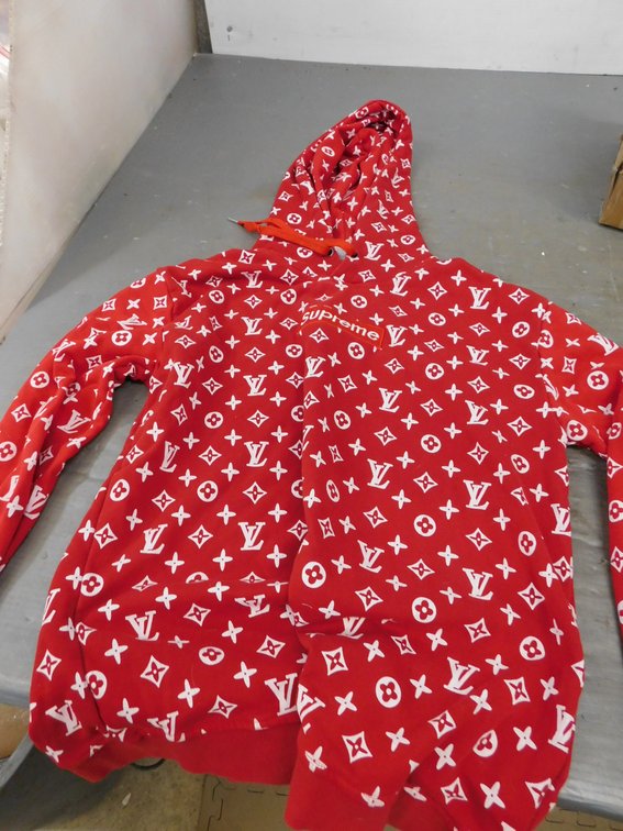 Supreme Hoodie