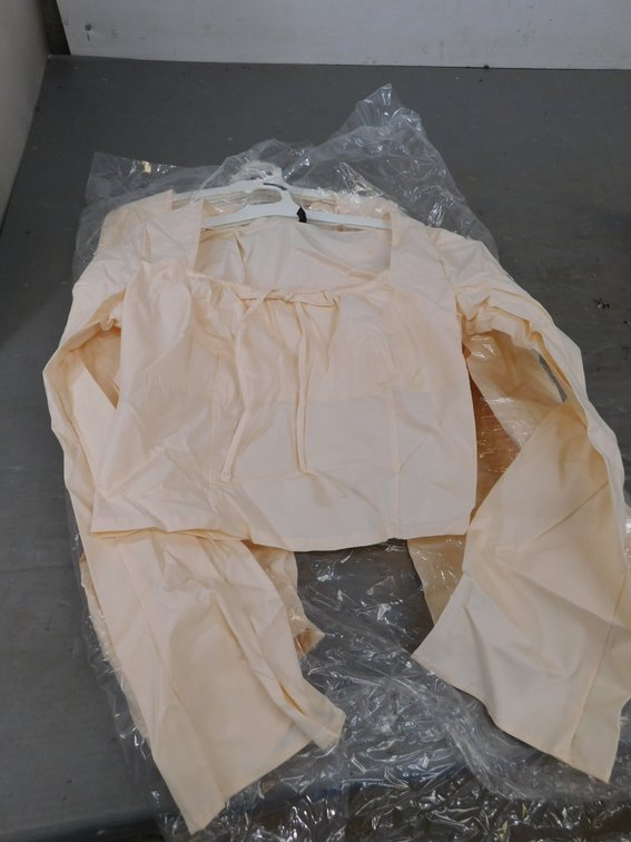 Ladies Mid Drift Mid Sleave Tops Size Medium