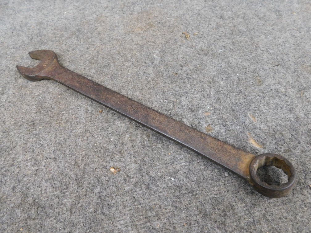 Snap On Double Ended 1 1/8"