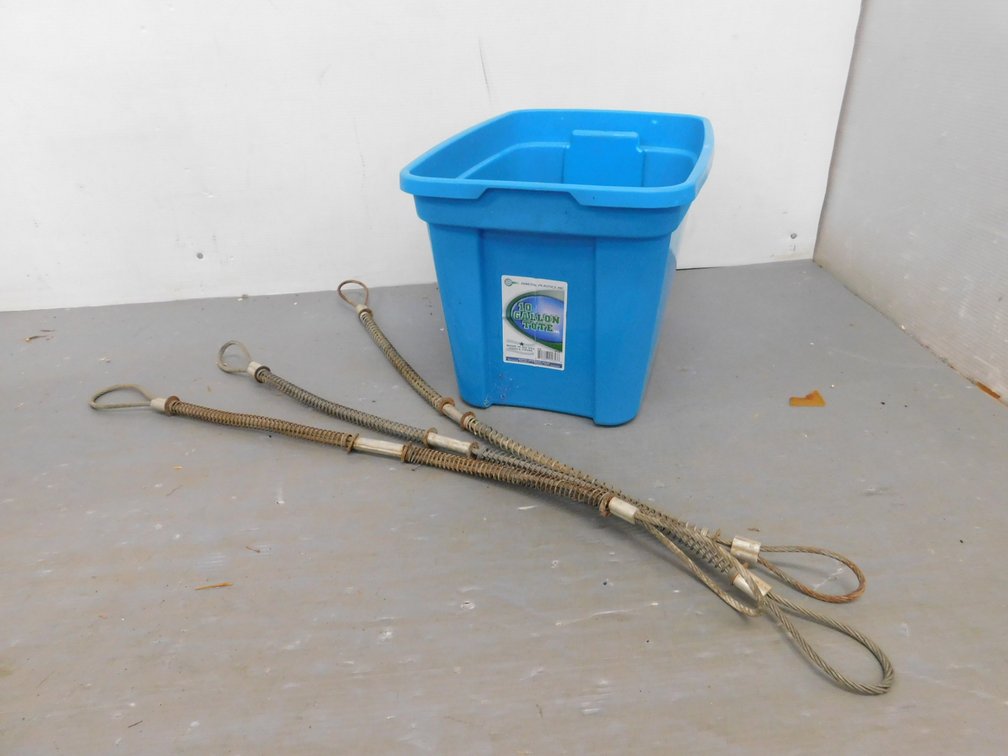 Blue Tote with Metal Cable extenders