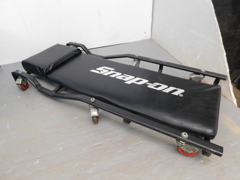 Snap On Lay Down Creeper