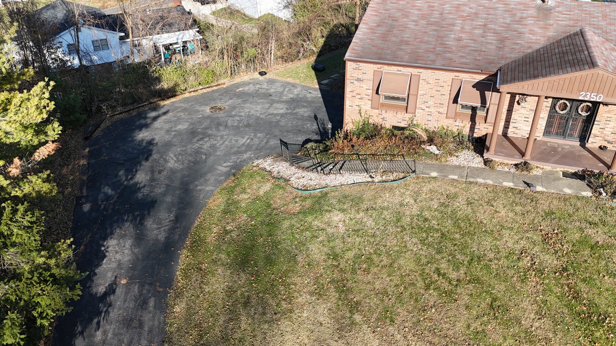 Image for Live Onsite Real Estate Auction with Online Bidding