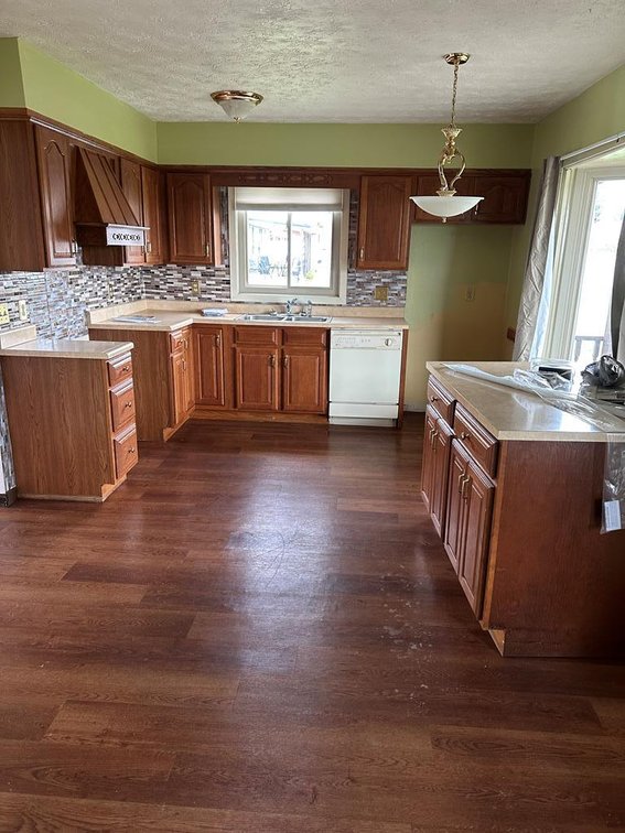 Image for Live Onsite Real Estate Auction with Online Bidding