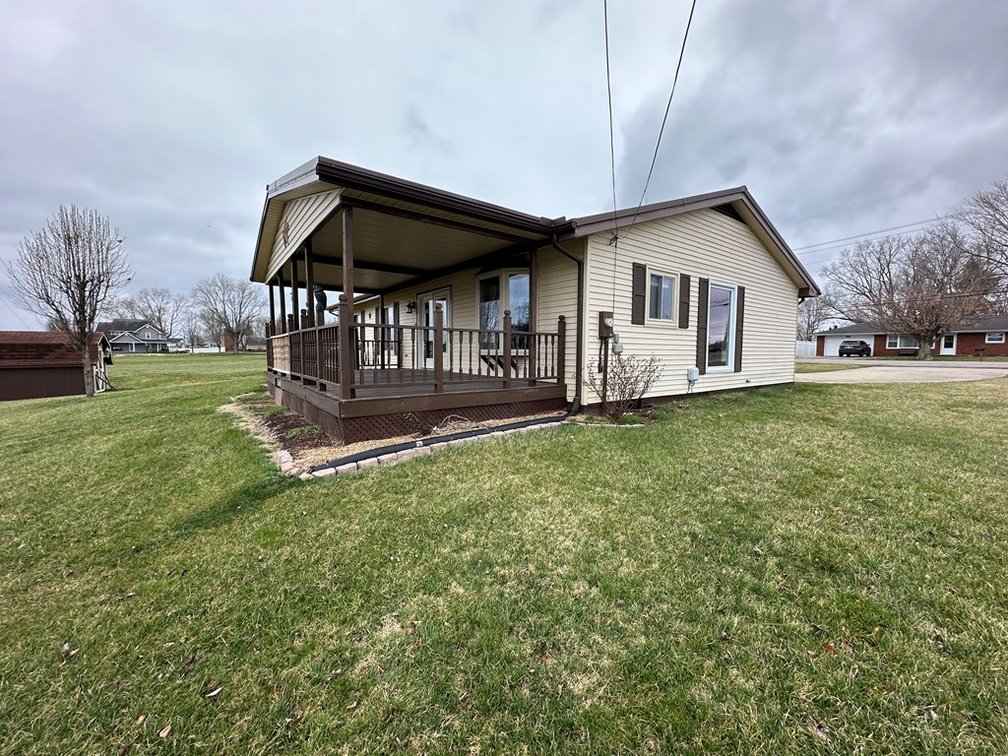 Image for Live Onsite Real Estate Auction with Online Bidding