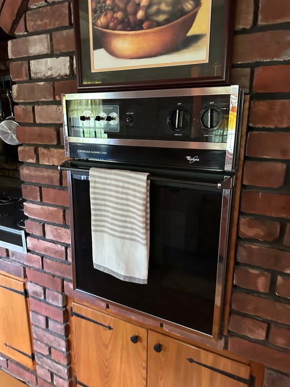 Image for Live Onsite Real Estate Auction with Online Bidding