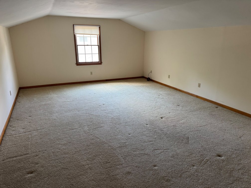 Image for Live Onsite Real Estate Auction with Online Bidding