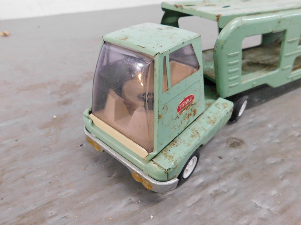 Image for Absolute Online Auction #2128