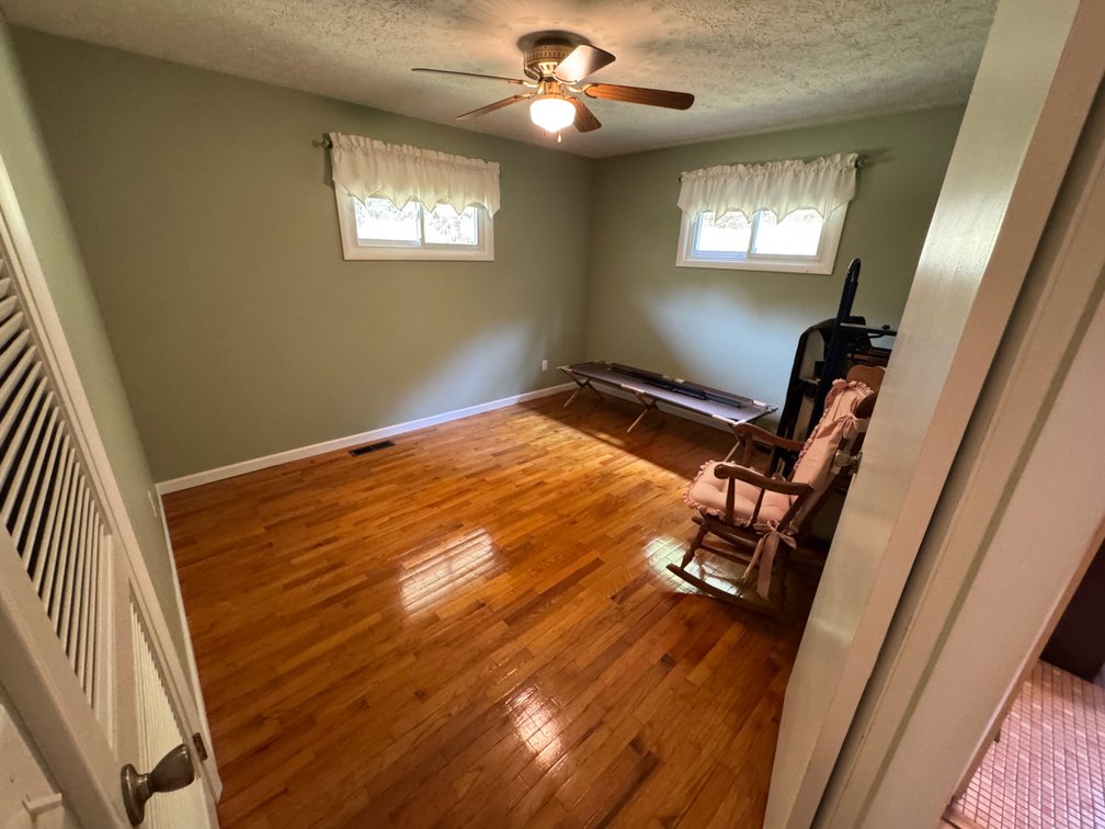 Image for Live Onsite Real Estate Auction with Online Bidding