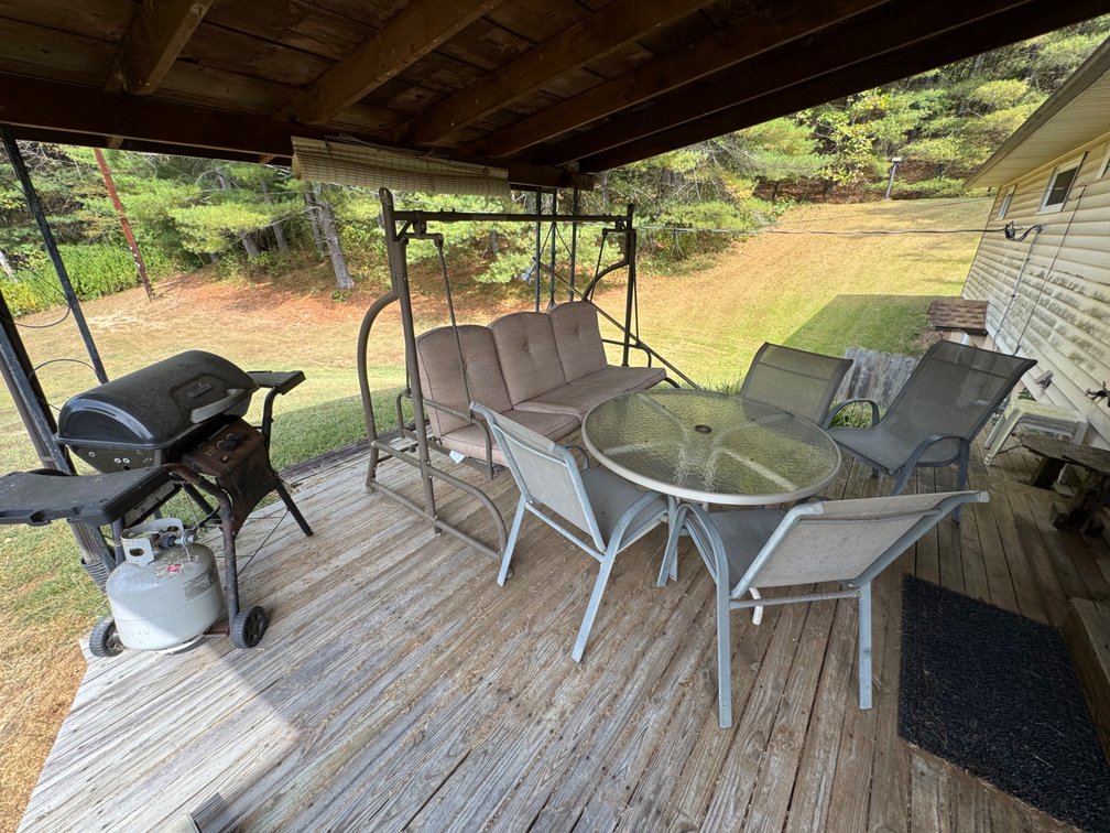 Image for Live Onsite Real Estate Auction with Online Bidding