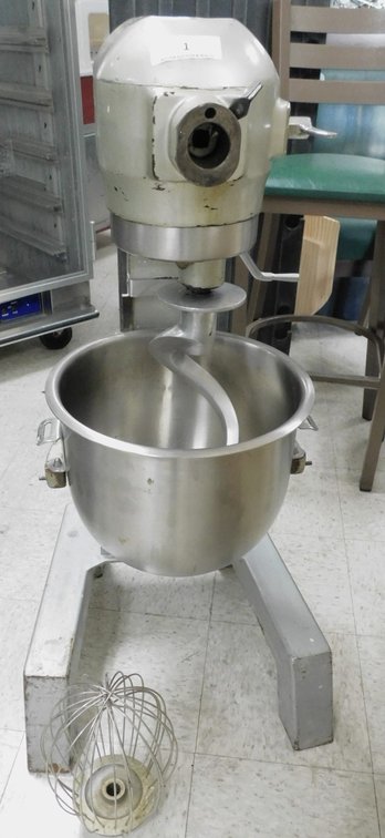 HOBART 20 qt. Mixer w/ Bowl, Whip & Hook