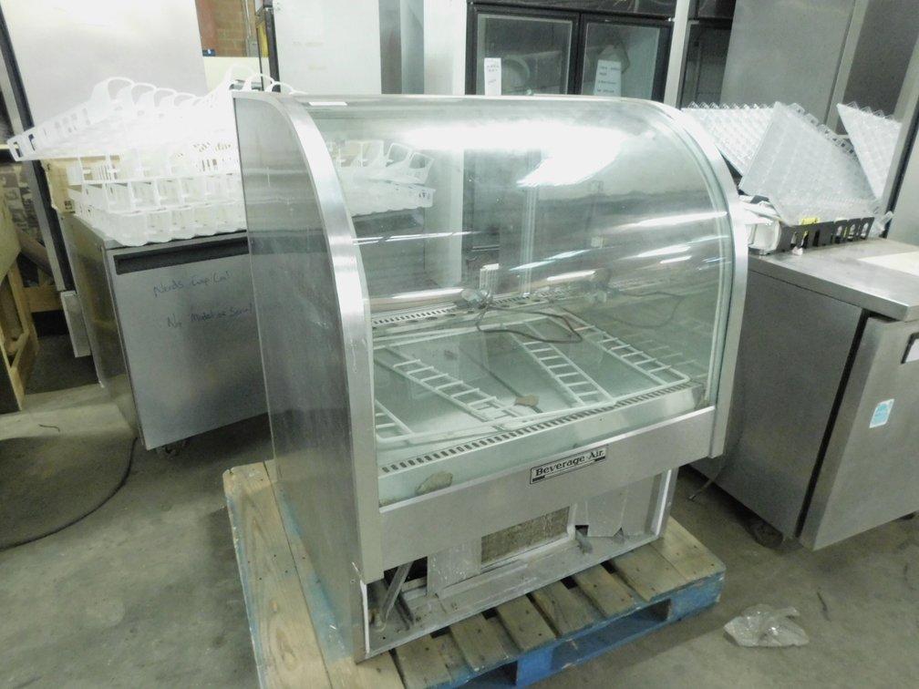 Beverage Air Refrigerated Display Case 