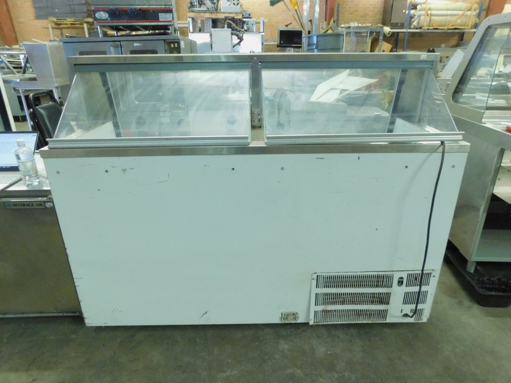 MASTER-BILT 69 inch Ice Cream Freezer