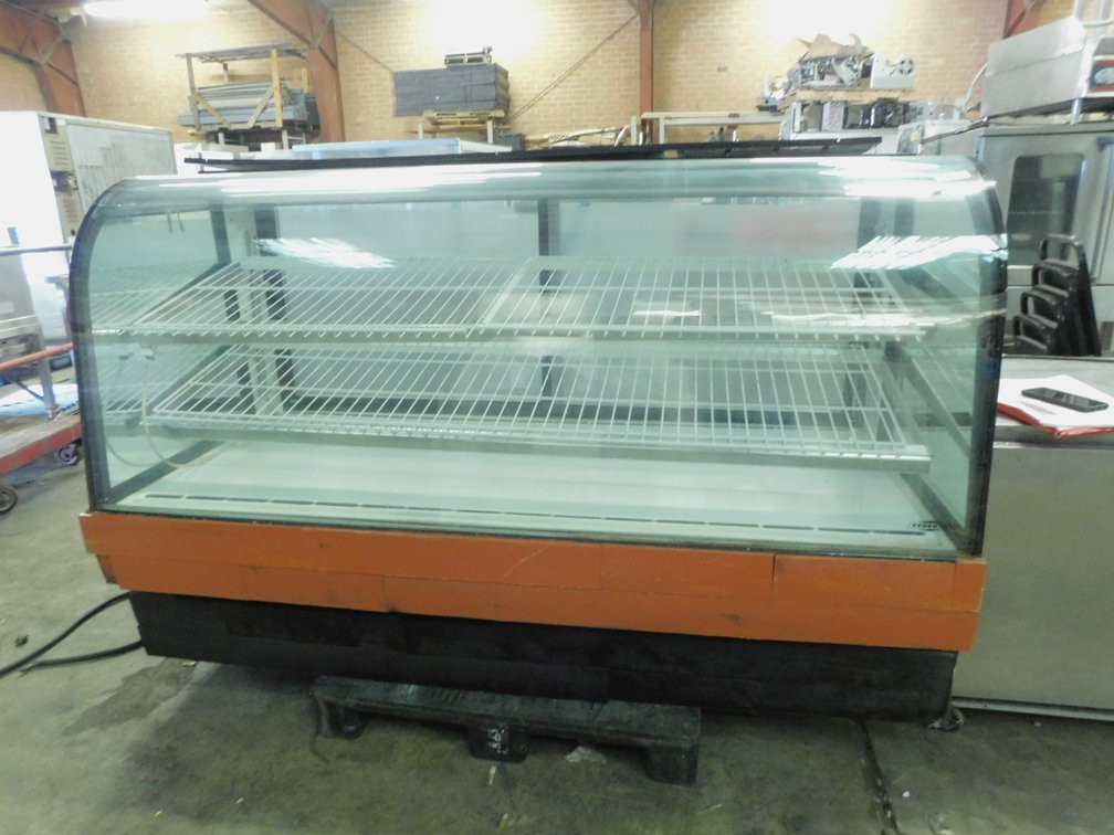 FEDERAL 77 inch Refrigerated Display Case 