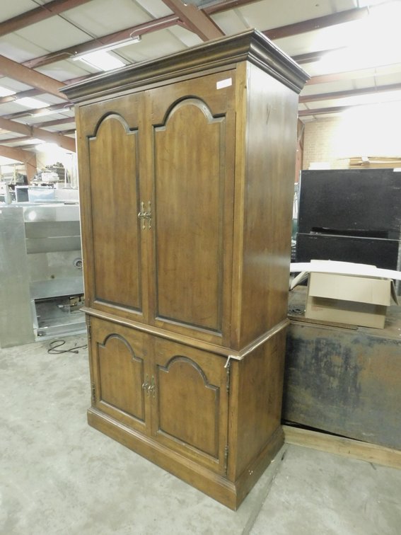 Wooden Console Cabinet 