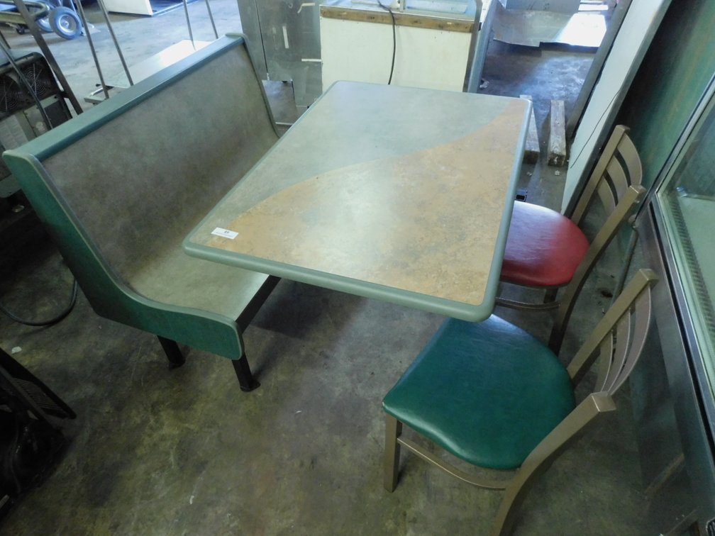 Handicapped Booth w/2 Chairs 