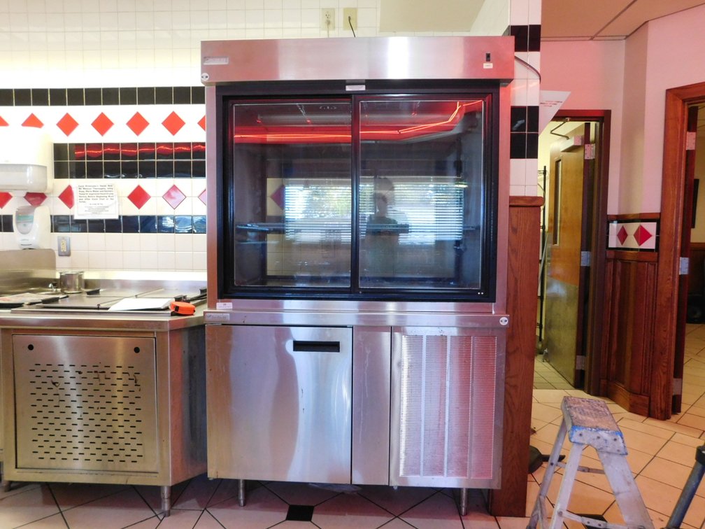 DELFIELD Refrigerated Desert Case