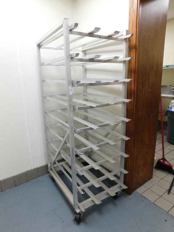 Aluminun Can Rack on Wheels