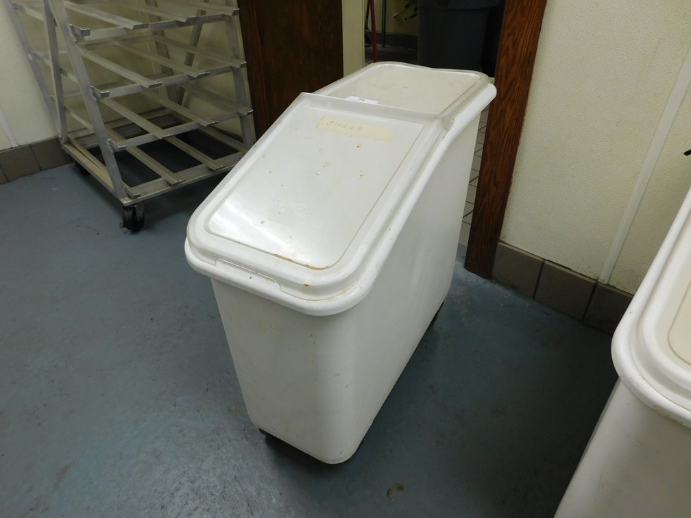 CAMBRO Ingredient Bin