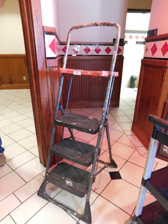 COSTCO Step Ladder