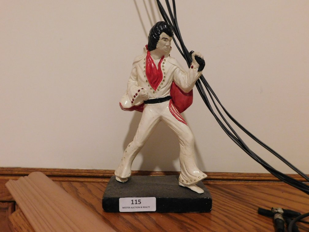 14" Elvis Statute