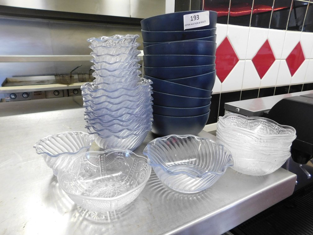 (39) Assorted Bowls