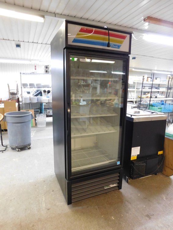 TRUE Single Door Merchandising Cooler