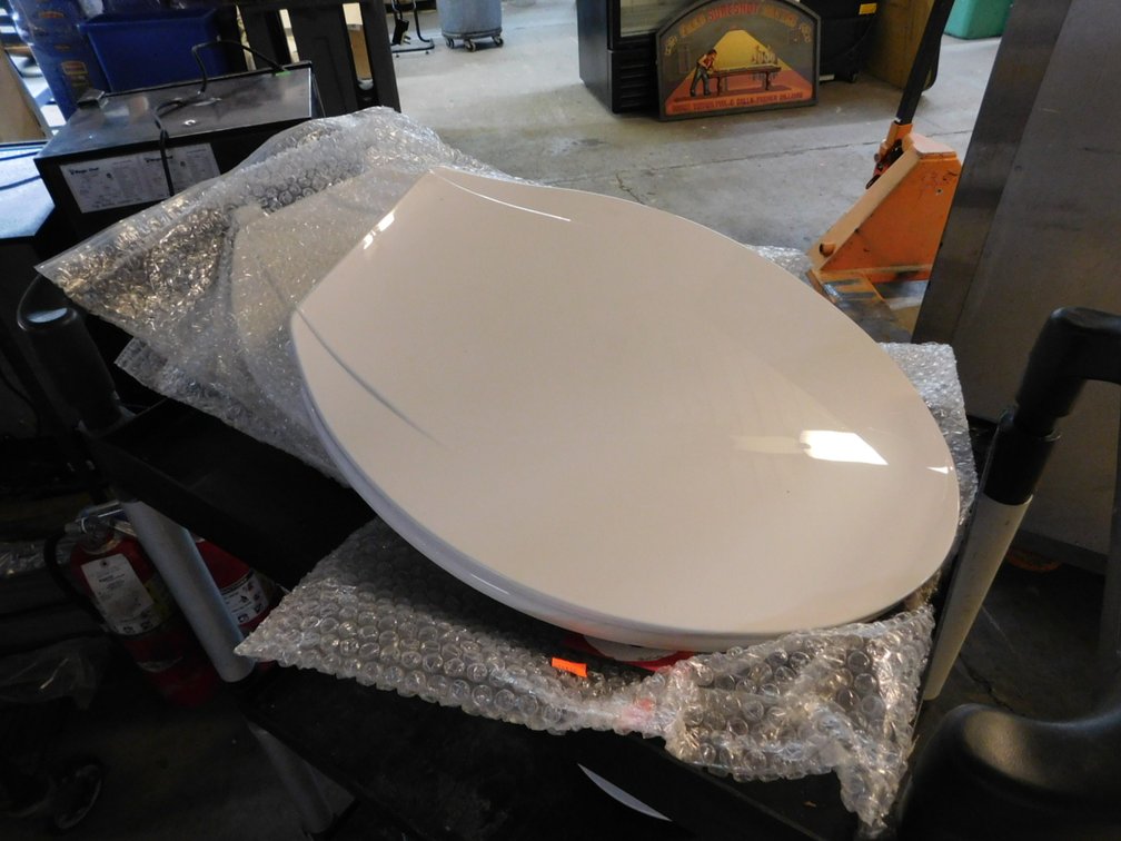 (3) Toilet Seats