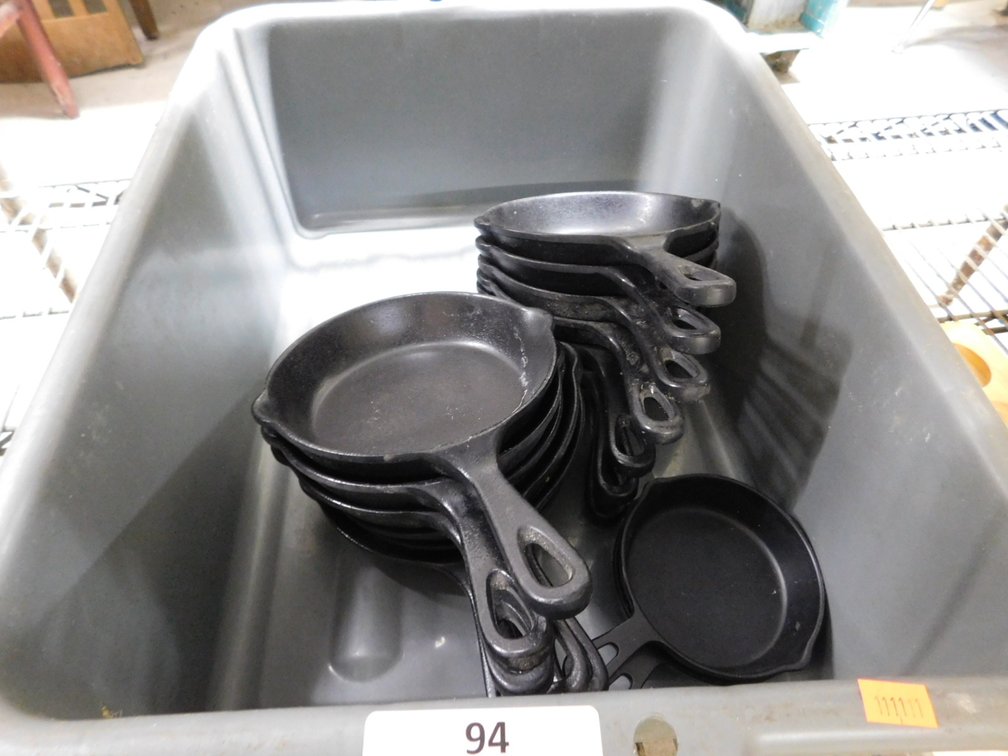 Melamine Serving Pans