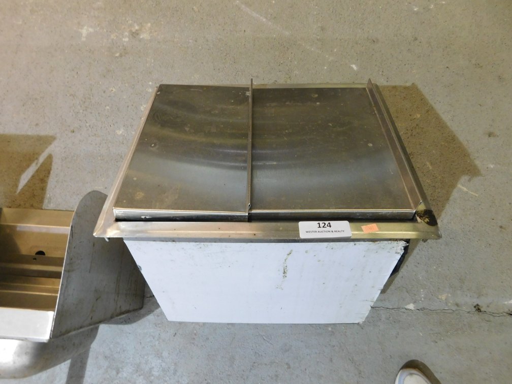 Drop In Ice Dump with Drain