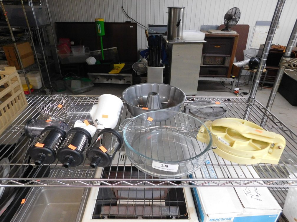 Assorted Kitchen Items