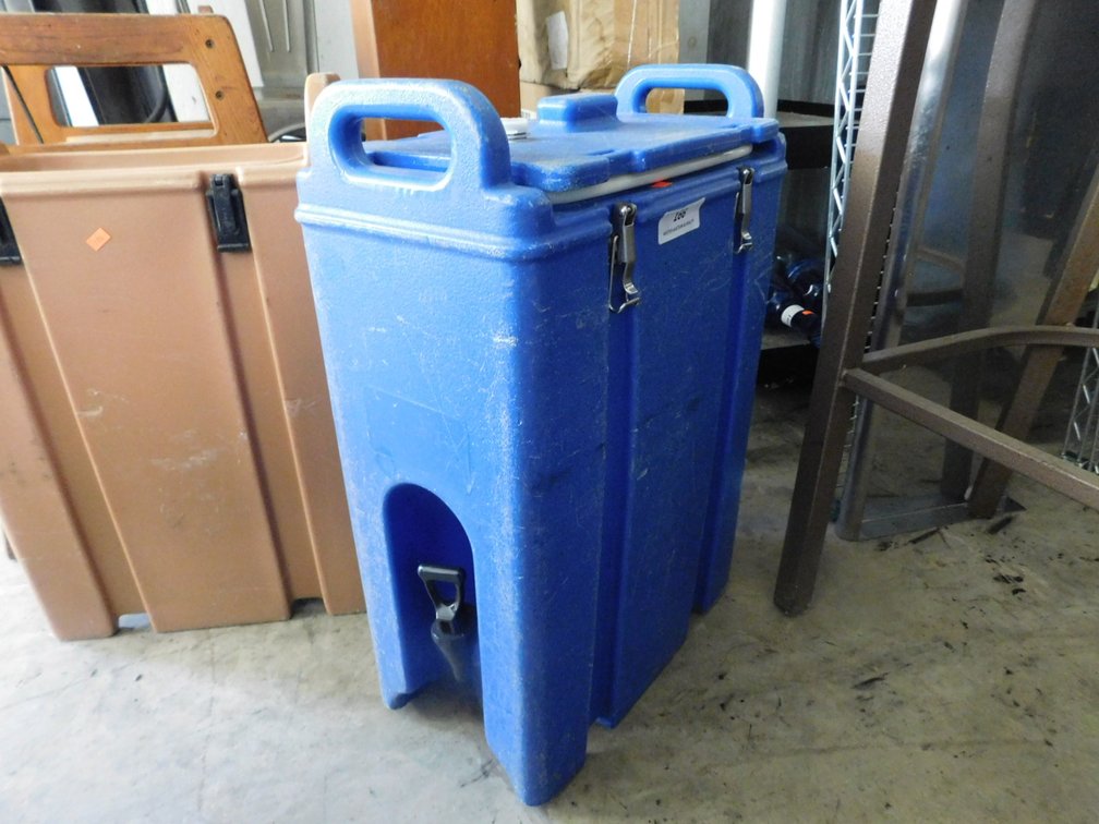 CAMBRO Beverage Dispenser