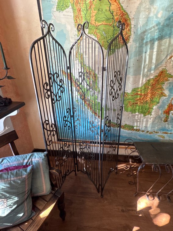 Metal Divider, 54x64
