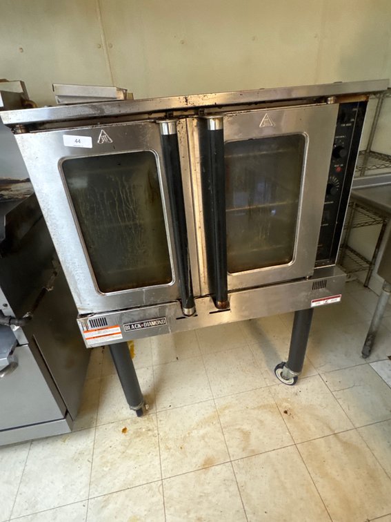 BLACK DIAMOND Propane Gas Convection Oven (WORKING)