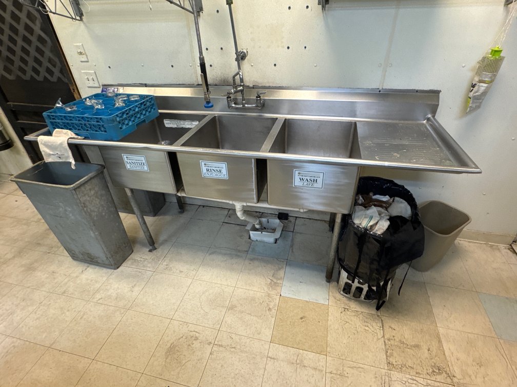 SS 3 Compartment Sink w/pre Rinse