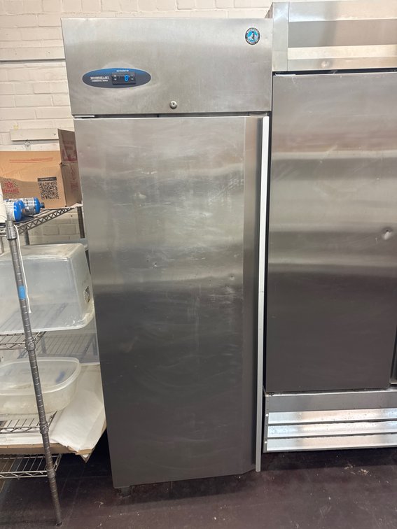 HOSHIZAKI Cooler (working)