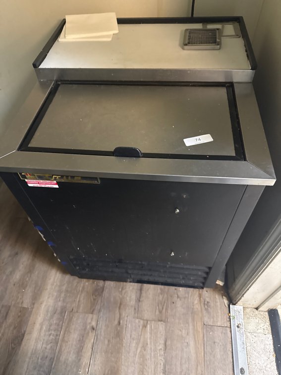 TRUE 24" Slide Top Glass Chiller ( WORKING)