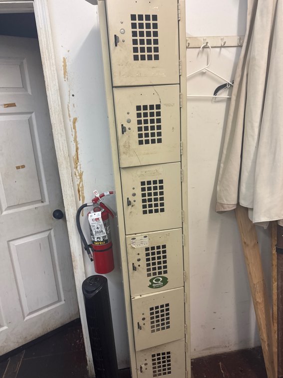 6 Slot Upright Locker