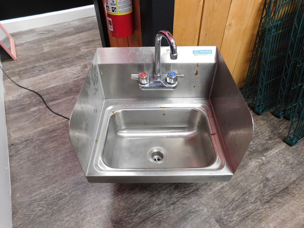 Hand Sink w/Double Splash Guards