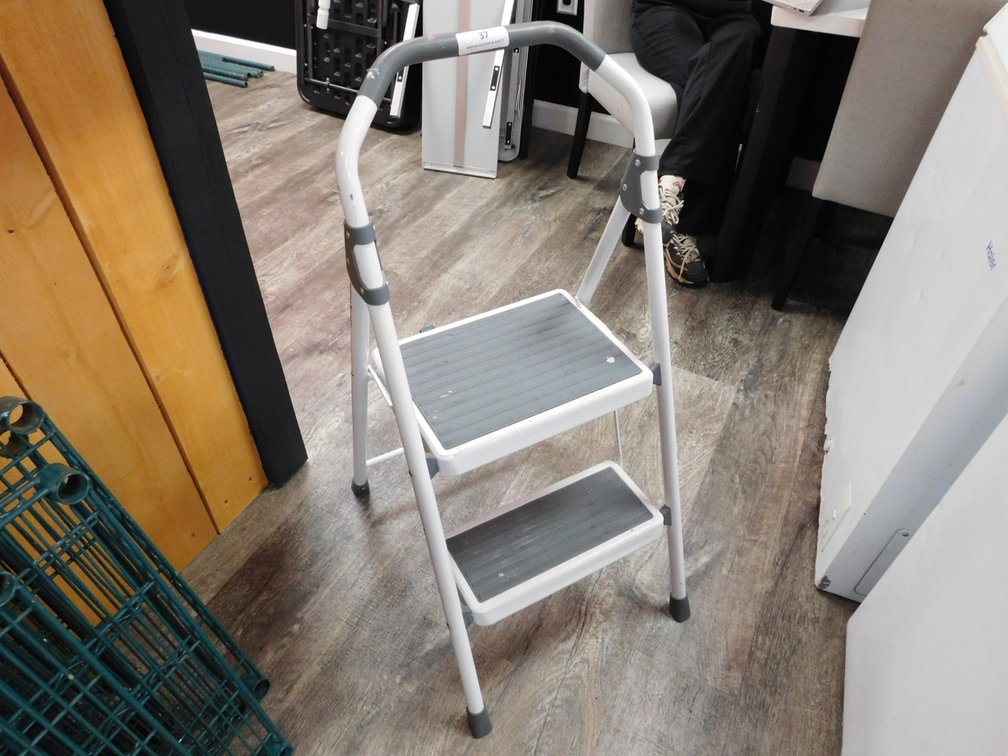 GORILLA  Step Stool