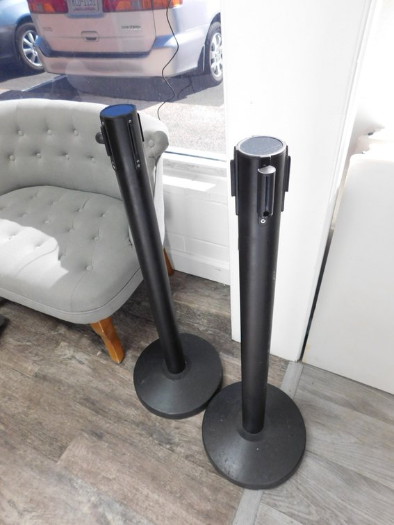 (2) Stantion with Straps