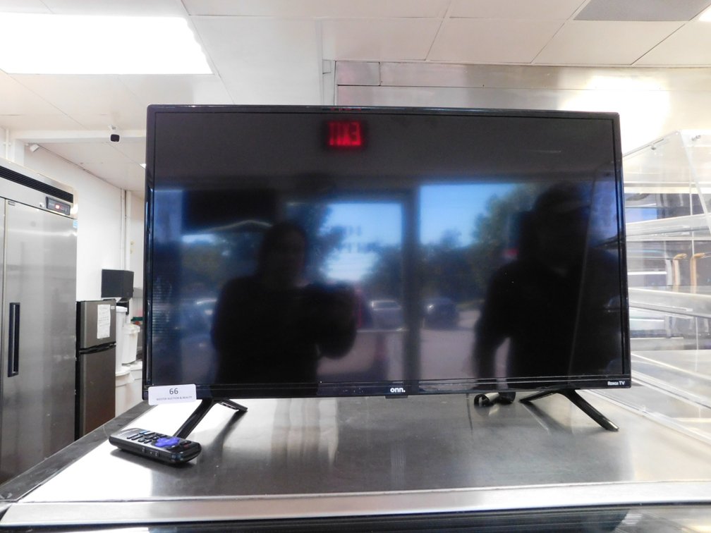 ONN 32" ROKU TV with Remote