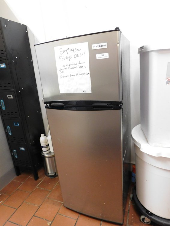 FRIGIDAIRE Refrigerator /Freezer
