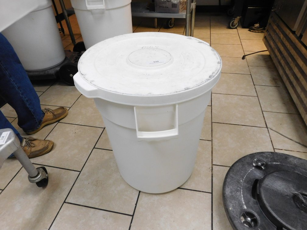 20 Gallon Ingredient Bin with Sugar