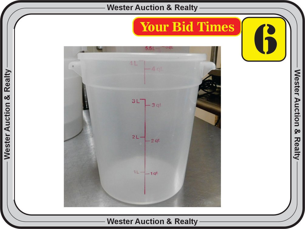 CAMBRO 4 Qt Food Storage Container with Lid