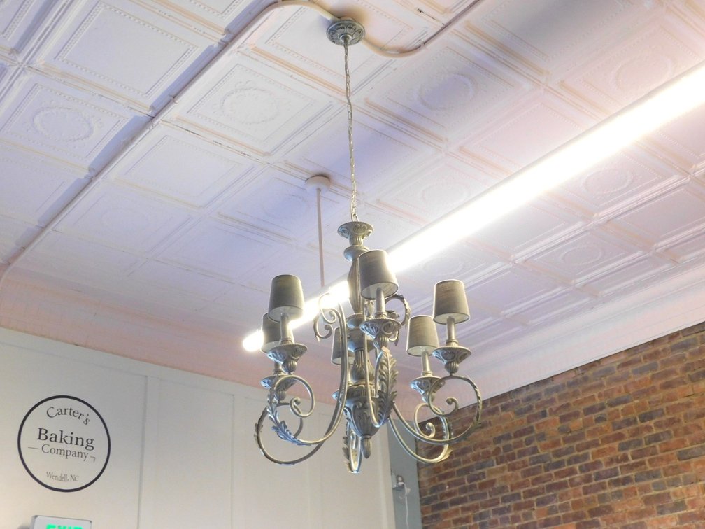 Chandelier 