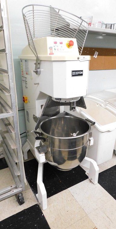 DOYON 40 Qt Mixer- Working 