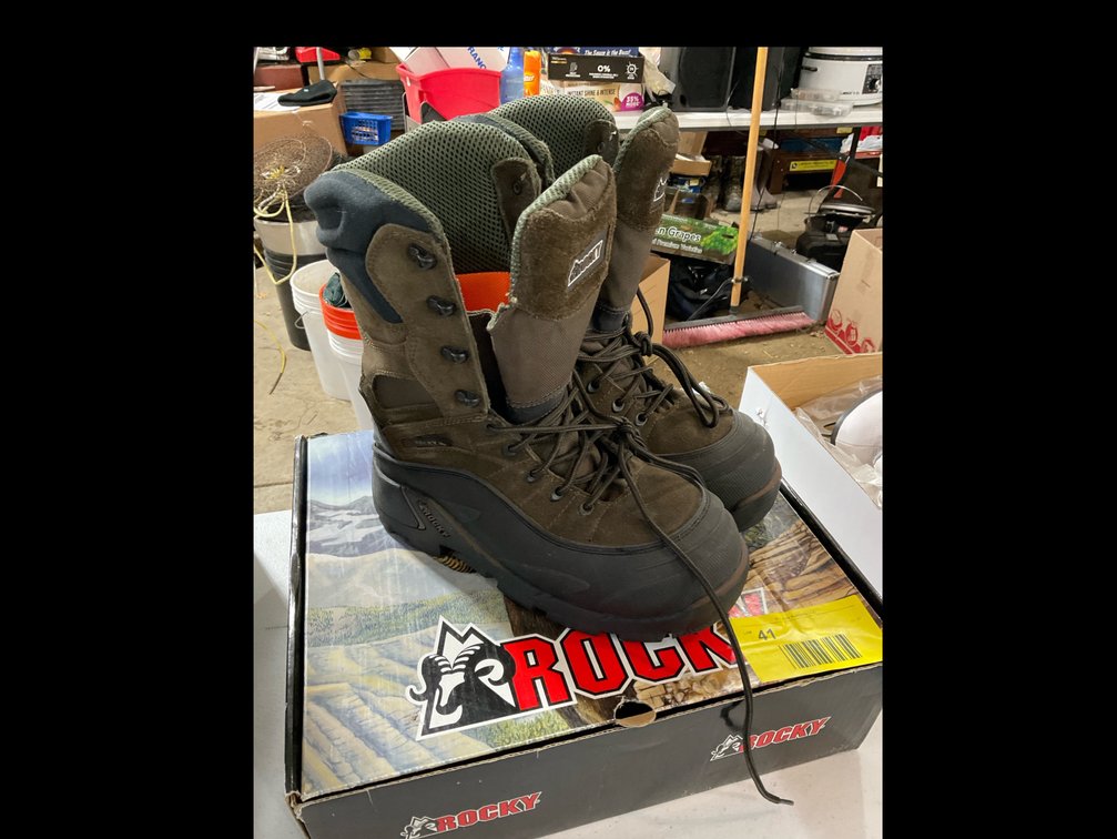 Rocky winter boots