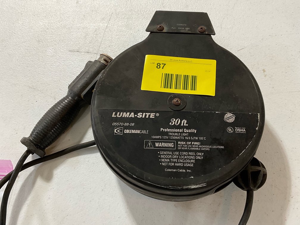 30' retractable drop light